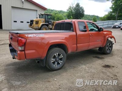 Trzecie zdjęcie samochodu z tyłu: 2016 TOYOTA TACOMA ACCESS CAB VIN:5TFSZ5AN9GX018388 - miniatura