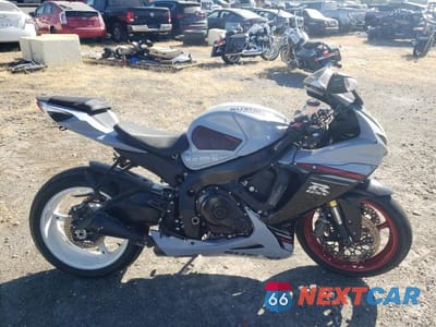 2023 SUZUKI GSX-R750 JS1GR7MA6P7100194 - główne zdjęcie licytacji z USA - miniatura