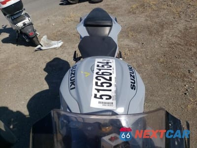 Piąte zdjęcie samochodu w środku: 2023 SUZUKI GSX-R750 VIN:JS1GR7MA6P7100194 - miniatura