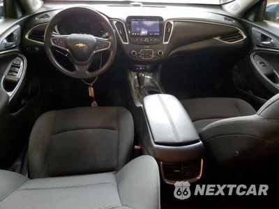 Zdjęcie 8 z 12 samochodu: 2020 CHEVROLET MALIBU LT VIN:1G1ZD5ST5LF016740 - miniatura