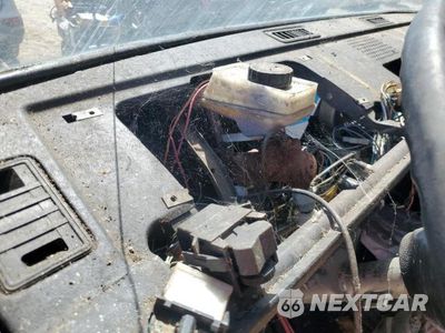 Zdjęcie 9 z 12 samochodu: 1983 VOLKSWAGEN VANAGON BUS VIN:WV2YB0250DH113395 - miniatura