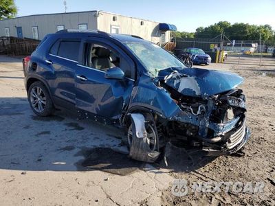 Czwarte zdjęcie samochodu z boku: 2020 CHEVROLET TRAX 1LT VIN:3GNCJPSB9LL288536 - miniatura