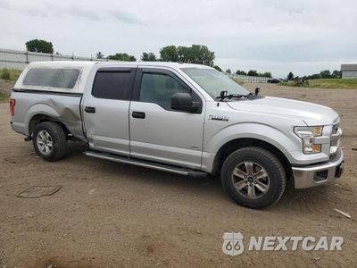 Czwarte zdjęcie samochodu z boku: 2017 FORD F150 SUPERCREW VIN:1FTEW1CP8HKC85551 - miniatura