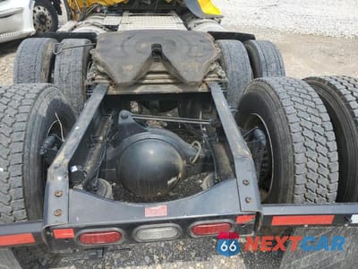 Zdjęcie 6 z 10 samochodu: 2022 VOLVO VN VNL VIN:4V4NC9EH8NN289739 - miniatura