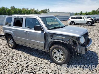 Czwarte zdjęcie samochodu z boku: 2015 JEEP PATRIOT SPORT VIN:1C4NJRBB9FD231275 - miniatura