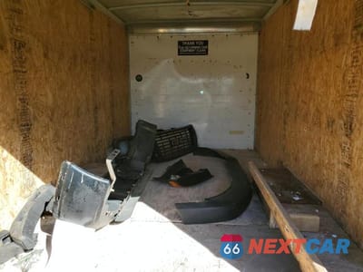 Zdjęcie 10 z 14 samochodu: 2003 GMC SAVANA CUTAWAY G3500 VIN:1GDGG31V231900348 - miniatura