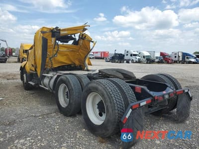 Trzecie zdjęcie samochodu z tyłu: 2022 VOLVO VN VNL VIN:4V4NC9EH8NN289739 - miniatura