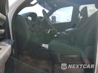 Zdjęcie 7 z 13 samochodu: 2022 RAM 3500 TRADESMAN VIN:3C63R3GL2NG153834 - miniatura