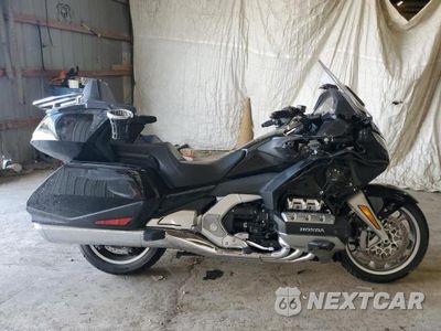 2019 HONDA GL1800 D JH2SC7951KK100016 - główne zdjęcie licytacji z USA - miniatura