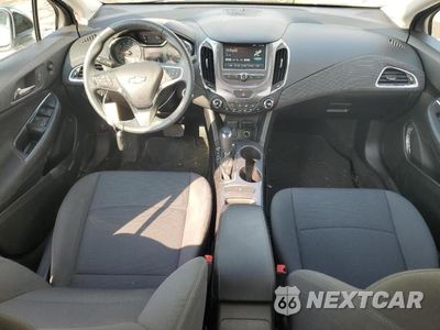 Zdjęcie 8 z 12 samochodu: 2018 CHEVROLET CRUZE LT VIN:1G1BE5SM1J7236925 - miniatura