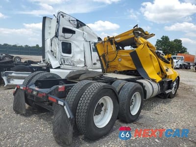 Czwarte zdjęcie samochodu z boku: 2022 VOLVO VN VNL VIN:4V4NC9EH8NN289739 - miniatura