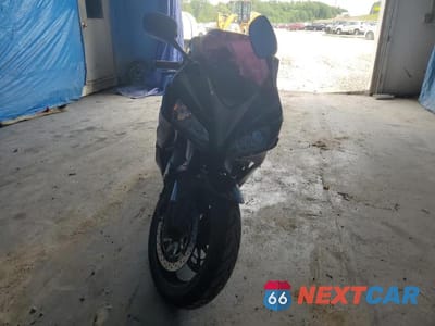 Drugie zdjęcie samochodu z przodu: 2006 HONDA CBR1000 RR VIN:JH2SC57076M206959 - miniatura
