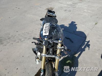 Piąte zdjęcie samochodu w środku: 2005 SUZUKI GSX-R600 K VIN:JS1GN7CA452100072 - miniatura