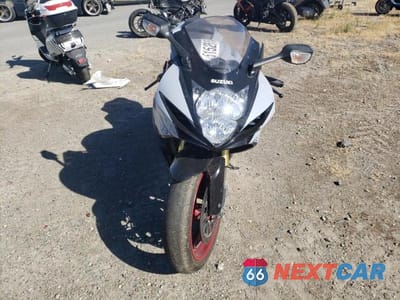 Drugie zdjęcie samochodu z przodu: 2023 SUZUKI GSX-R750 VIN:JS1GR7MA6P7100194 - miniatura