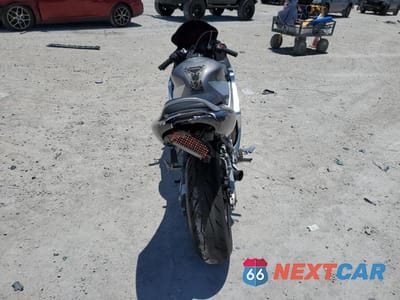 Czwarte zdjęcie samochodu z boku: 2005 HONDA CBR600 F4 VIN:JH2PC35015M602168 - miniatura