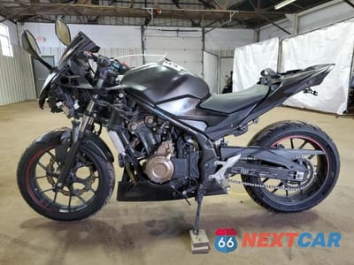 Trzecie zdjęcie samochodu z tyłu: 2020 HONDA CBR500 R VIN:MLHPC6217L5100387 - miniatura