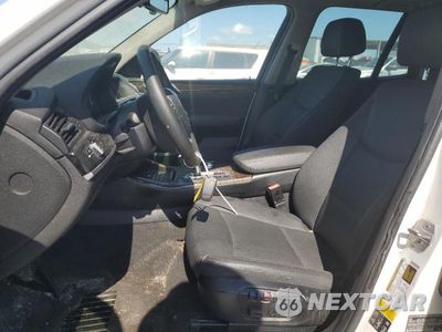 Zdjęcie 7 z 13 samochodu: 2017 BMW X3 SDRIVE28I VIN:5UXWZ7C3XH0V89308 - miniatura