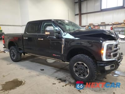 Czwarte zdjęcie samochodu z boku: 2024 FORD F350 SUPER DUTY VIN:1FT8W3BM9RED38595 - miniatura
