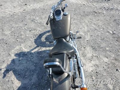 Zdjęcie 6 z 9 samochodu: 2007 HONDA VT750 DC VIN:JH2RC44047M102718 - miniatura