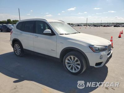 Czwarte zdjęcie samochodu z boku: 2017 BMW X3 SDRIVE28I VIN:5UXWZ7C3XH0V89308 - miniatura