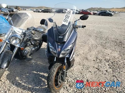Drugie zdjęcie samochodu z przodu: 2019 SUZUKI AN400 A VIN:JS1DU11E0K7100125 - miniatura
