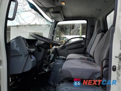 Zdjęcie 7 z 13 samochodu: 2018 ISUZU NPR HD VIN:54DC4W1BXJS800570 - miniatura