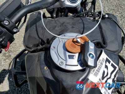 Zdjęcie 8 z 10 samochodu: 2020 BMW R 1250 GS VIN:WB10J9305LZJ18524 - miniatura