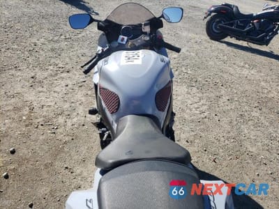 Zdjęcie 6 z 8 samochodu: 2023 SUZUKI GSX-R750 VIN:JS1GR7MA6P7100194 - miniatura