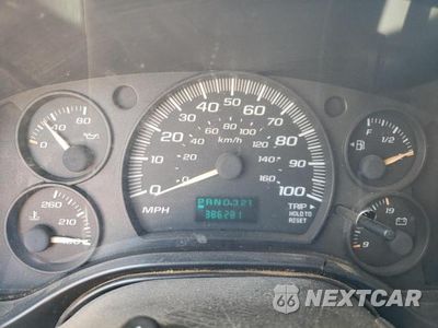 Zdjęcie 9 z 12 samochodu: 2004 CHEVROLET EXPRESS G2500 VIN:1GCGG25V041142763 - miniatura