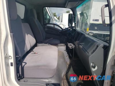 Zdjęcie 10 z 12 samochodu: 2016 ISUZU NPR HD VIN:54DC4W1B4GS802050 - miniatura