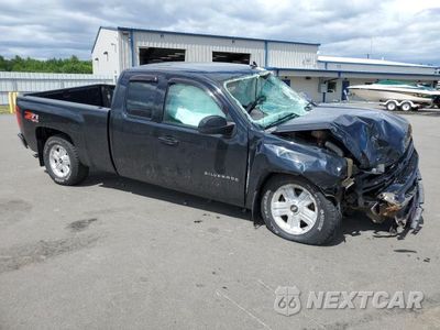 Czwarte zdjęcie samochodu z boku: 2013 CHEVROLET SILVERADO K1500 LT VIN:1GCRKSE79DZ263236 - miniatura