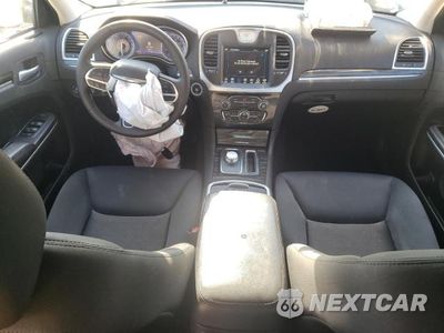 Zdjęcie 8 z 13 samochodu: 2022 CHRYSLER 300 TOURING VIN:2C3CCAAG4NH256574 - miniatura