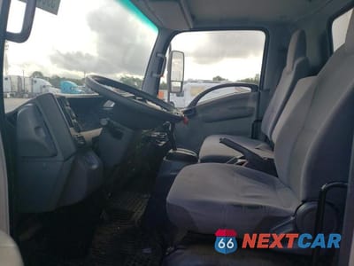 Zdjęcie 7 z 12 samochodu: 2016 ISUZU NPR HD VIN:54DC4W1B4GS802050 - miniatura
