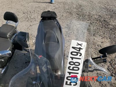 Piąte zdjęcie samochodu w środku: 2019 SUZUKI AN400 A VIN:JS1DU11E0K7100125 - miniatura