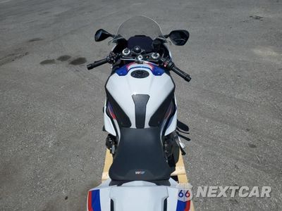 Zdjęcie 6 z 10 samochodu: 2021 BMW S 1000 RR VIN:WB10E230XM6D39800 - miniatura