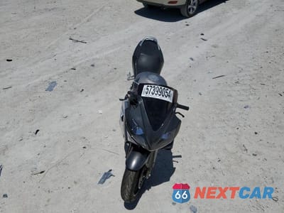 Piąte zdjęcie samochodu w środku: 2005 HONDA CBR600 F4 VIN:JH2PC35015M602168 - miniatura