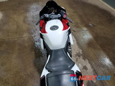 Zdjęcie 6 z 9 samochodu: 2006 HONDA CBR600 RR VIN:JH2PC37026M304856 - miniatura