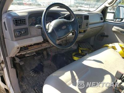 Zdjęcie 8 z 12 samochodu: 2000 FORD F450 SUPER DUTY VIN:1FDXF46F2YEA84607 - miniatura