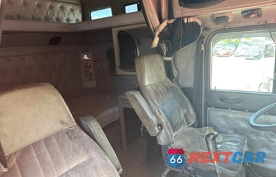Zdjęcie 6 z 10 samochodu: 1997 INTERNATIONAL 9000 9400 VIN:2HSFHAER1VC020762 - miniatura