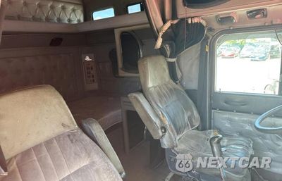 Zdjęcie 6 z 10 samochodu: 1997 INTERNATIONAL 9000 9400 VIN:2HSFHAER1VC020762 - miniatura