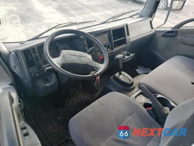 Zdjęcie 8 z 12 samochodu: 2016 ISUZU NPR HD VIN:54DC4W1B4GS802050 - miniatura