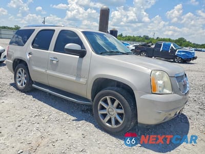 Czwarte zdjęcie samochodu z boku: 2007 GMC YUKON DENALI VIN:1GKFK63807J327273 - miniatura