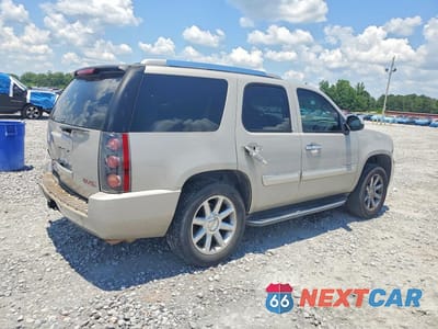 Trzecie zdjęcie samochodu z tyłu: 2007 GMC YUKON DENALI VIN:1GKFK63807J327273 - miniatura
