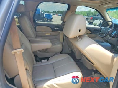 Zdjęcie 10 z 12 samochodu: 2007 GMC YUKON DENALI VIN:1GKFK63807J327273 - miniatura