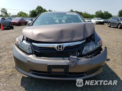 Piąte zdjęcie samochodu w środku: 2012 HONDA CIVIC LX VIN:2HGFB2F58CH525974 - miniatura