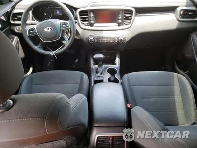 Zdjęcie 8 z 14 samochodu: 2019 KIA SORENTO L VIN:5XYPGDA31KG537158 - miniatura