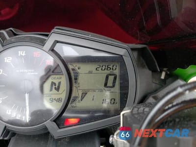 Zdjęcie 8 z 10 samochodu: 2023 KAWASAKI ZX636 K VIN:JKBZXJH15PA017215 - miniatura