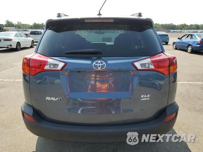 Zdjęcie 6 z 13 samochodu: 2014 TOYOTA RAV4 XLE VIN:JTMRFREV2ED082005 - miniatura