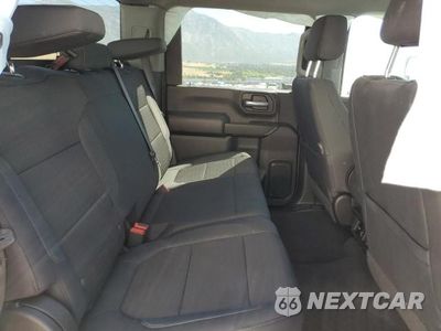 Zdjęcie 10 z 12 samochodu: 2023 CHEVROLET SILVERADO K3500 LT VIN:2GC4YTEY0P1721511 - miniatura