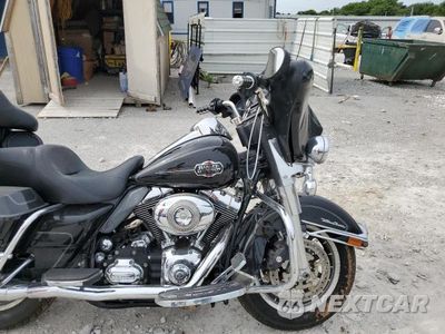 Piąte zdjęcie samochodu w środku: 2008 HARLEY-DAVIDSON FLHTCUI VIN:1HD1FC4178Y701024 - miniatura